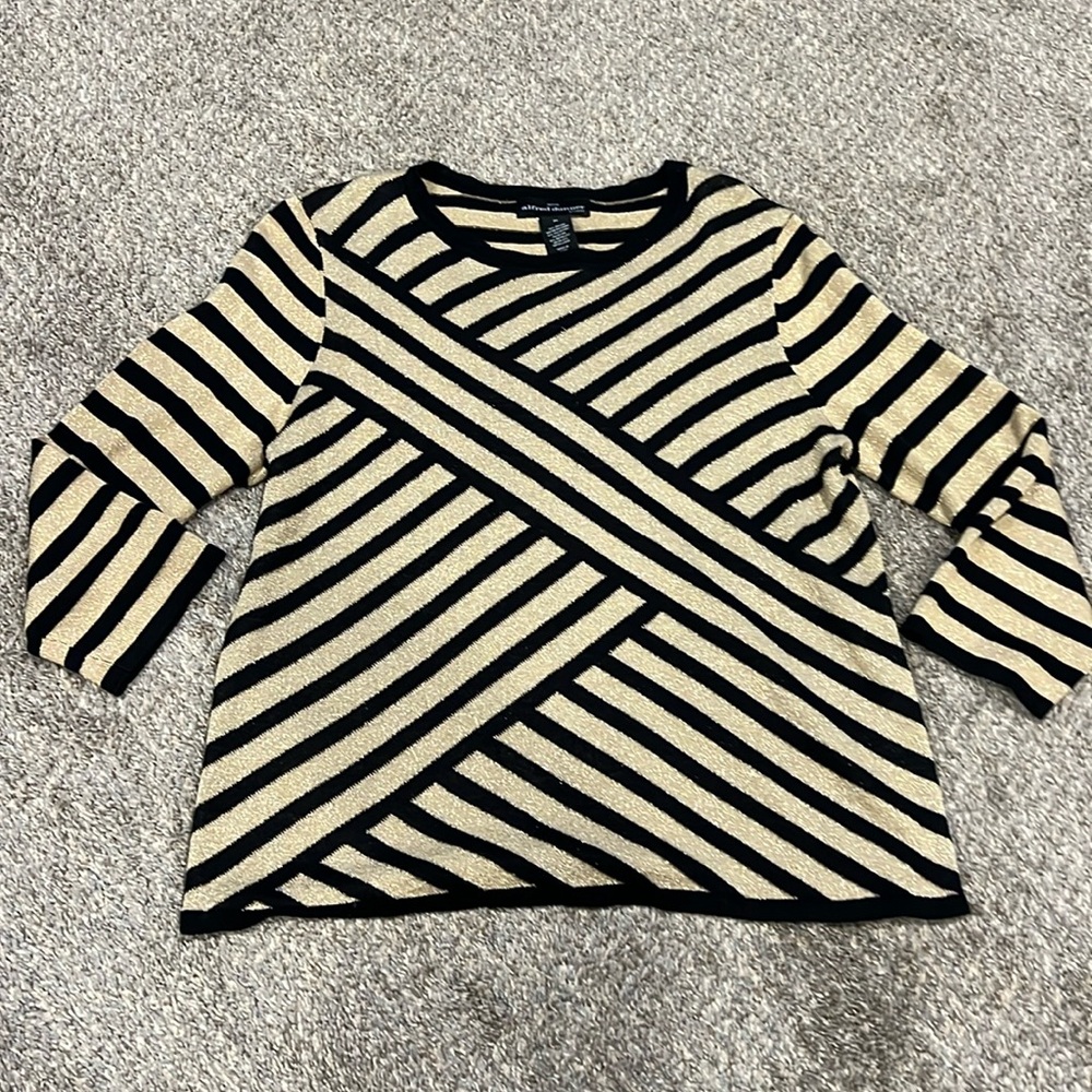 Petite Alfred Dunner Studio PS 3/4 Sleeve Gold Shimmer & Black Crewneck Sweater